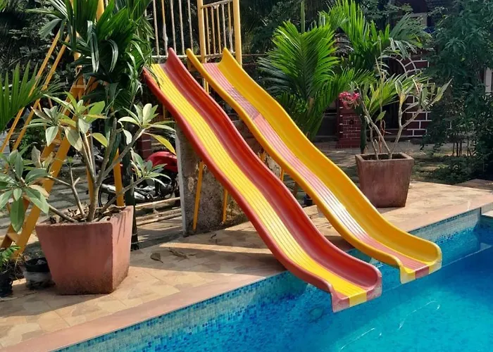 Anchor Beach Resort